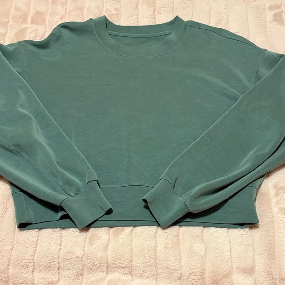 lululemon athletica Tops - lululemon athletica green, soft stream Cropped Sweatshirt